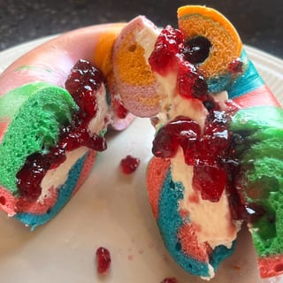 Bagel With Cream Cheese & Jelly